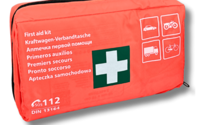 Jak powinna wyglądać prawidłowo wyposażona apteczka samochodowa?