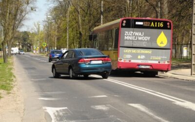 Obowiązek ustąpienia pierwszeństwa autobusowi wyjeżdżającemu z przystanku – przepisy, które powinien znać każdy kierowca
